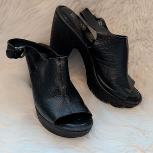 Born Black Leather Wedge Heel Sandal 8